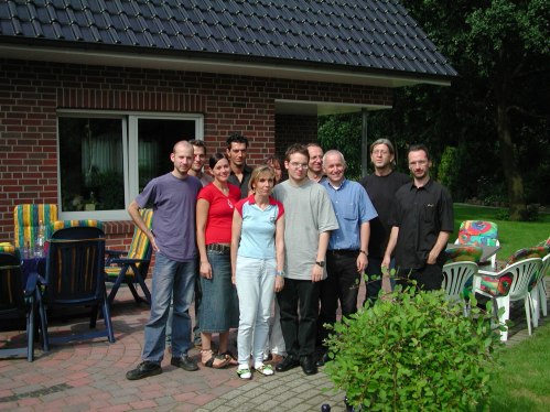 Das Fernsehteam, Marco und ich auf einem Gruppenfoto